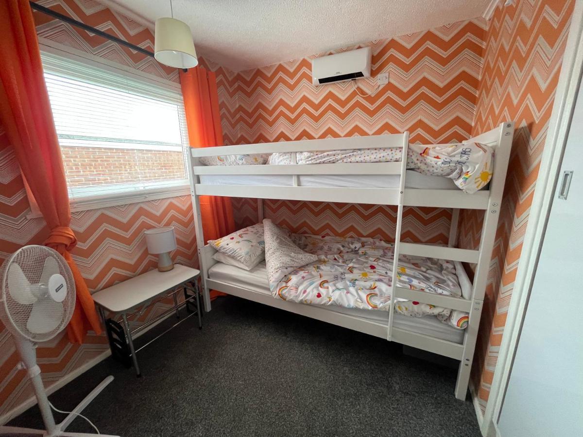 Holidayz, Chalet 58, Hemsby - Beautifully Presented Two Bed Chalet, Sleeps 4 With Free Wi-Fi Plus Pet Friendly 外观 照片